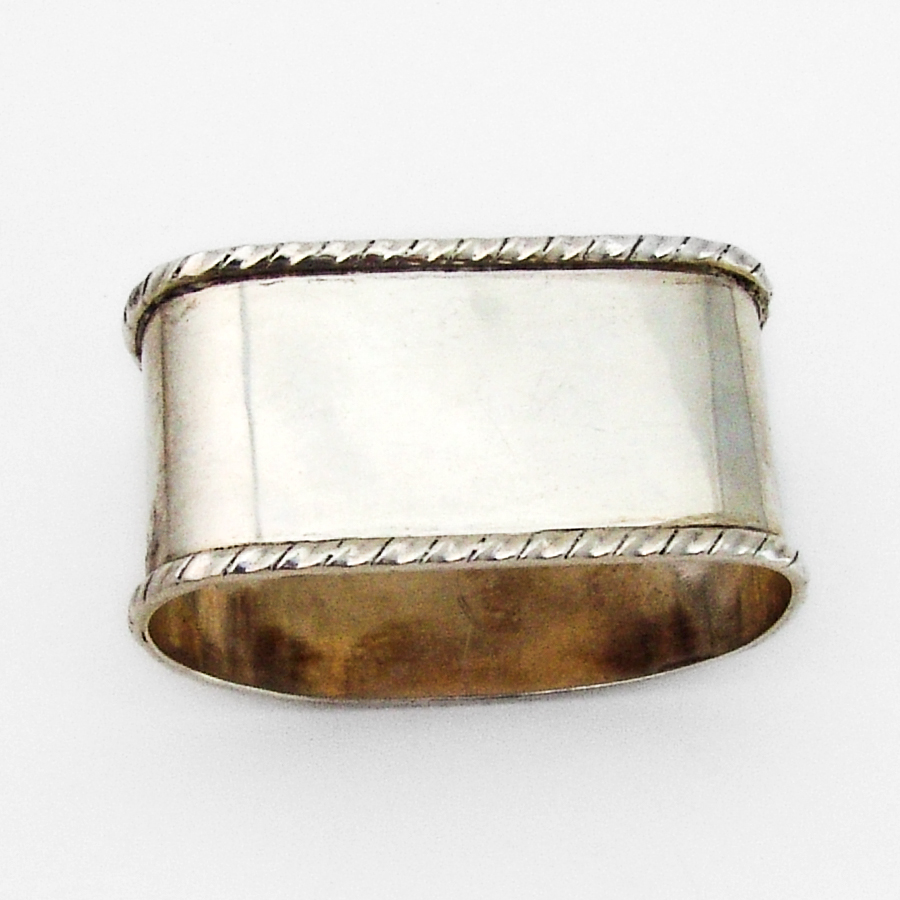 Italian 800 Silver Oval Napkin Ring Applied Border 1930 Mono