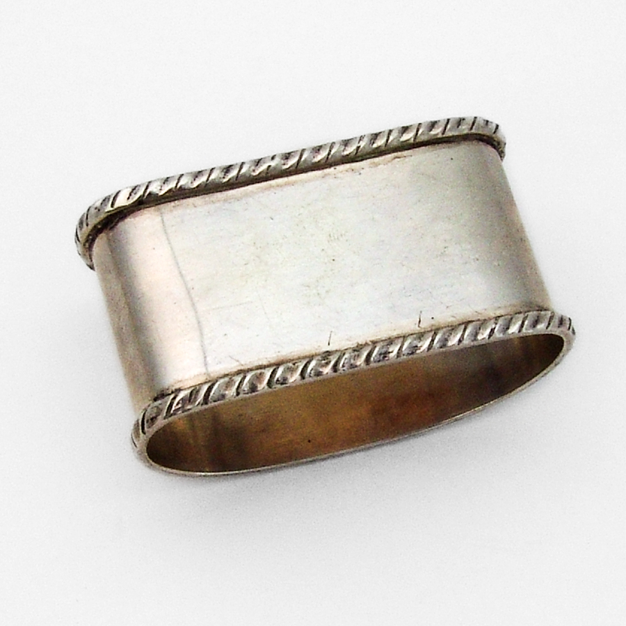 Italian Oval Napkin Ring Applied Rims 800 Silver Mono