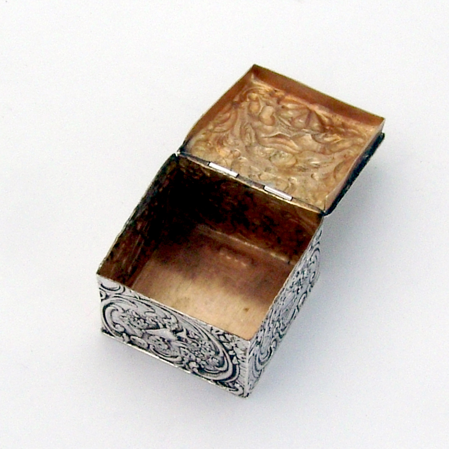 Repousse Cherub Small Box Gilt Interior Hanau Neresheimer Silver 1890s