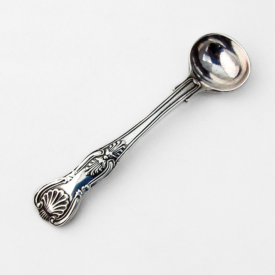 English Kings Master Salt Spoon Charles Boyton Sterling Silver 1890