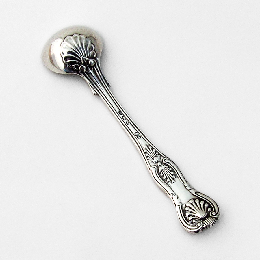 English Kings Master Salt Spoon Charles Boyton Sterling Silver 1890
