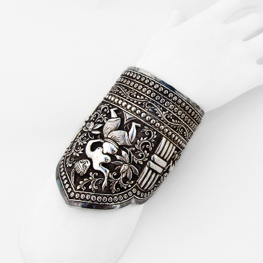 Large Ornate Topless Women Bangle Bracelet Chinese Silver