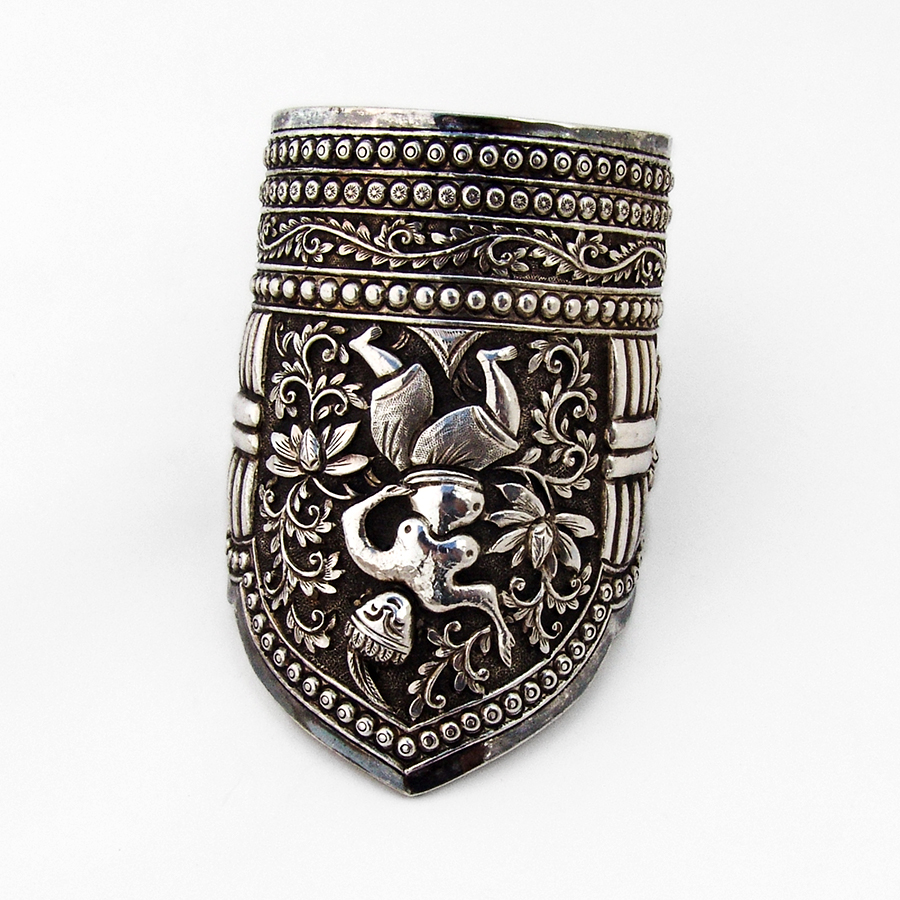 Large Ornate Topless Women Bangle Bracelet Chinese Silver