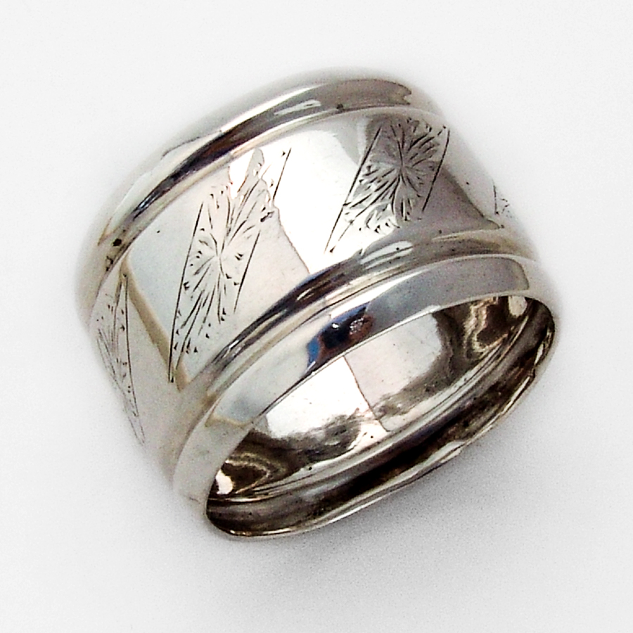Dutch Bright Cut Engraved Napkin Ring 835 Standard Silver 1917 Mono