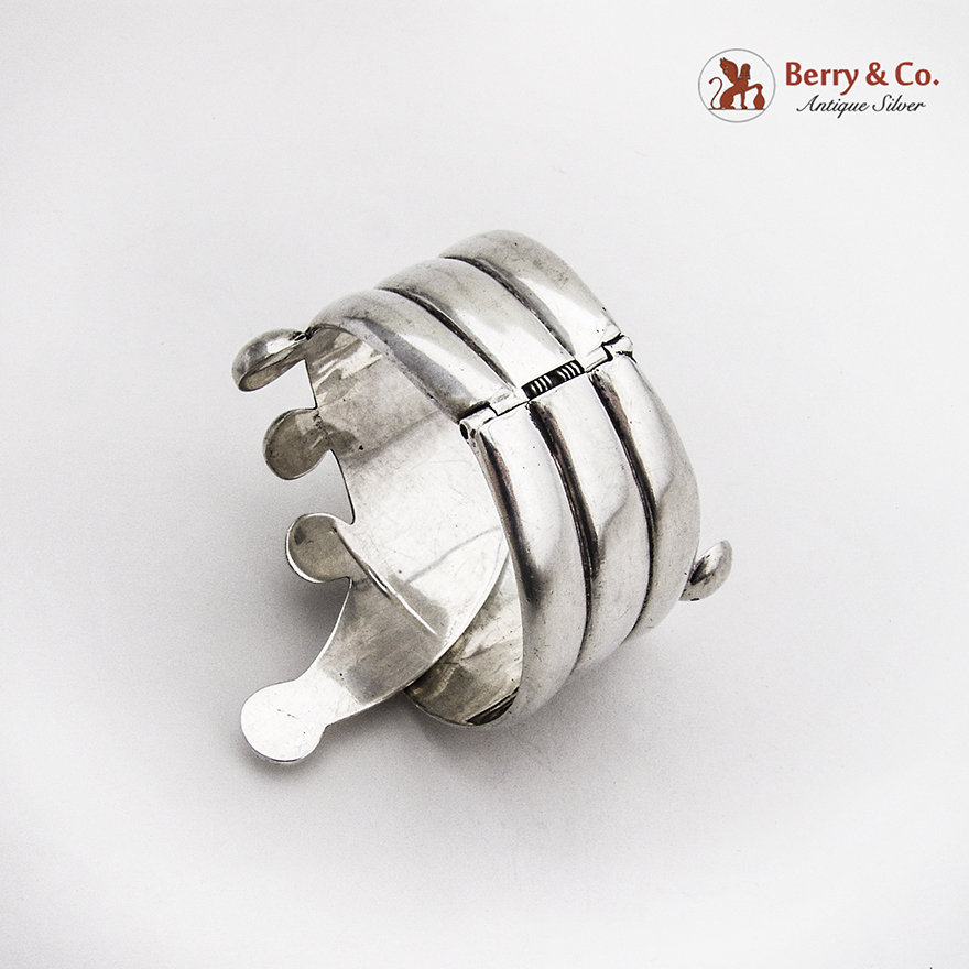 Ornate Banded Cuff Bracelet Spring Loaded Sterling Silver Mexico