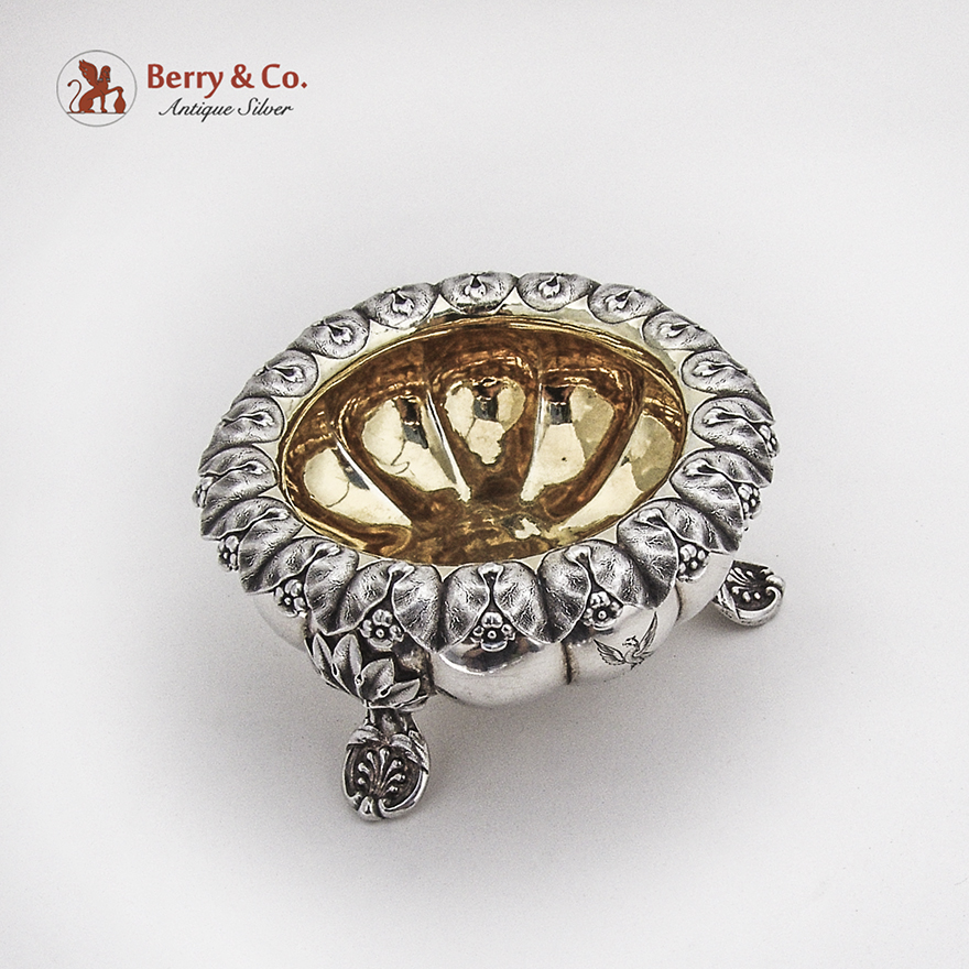 Georgian Ornate Footed Master Salt Dish Emes Barnard Sterling Silver 1828 Crest