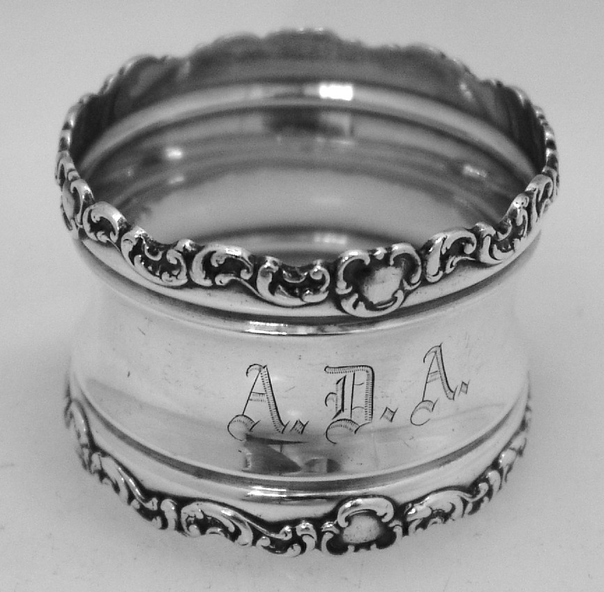 Sterling Silver Baroque Scroll Border Napkin Ring 1910