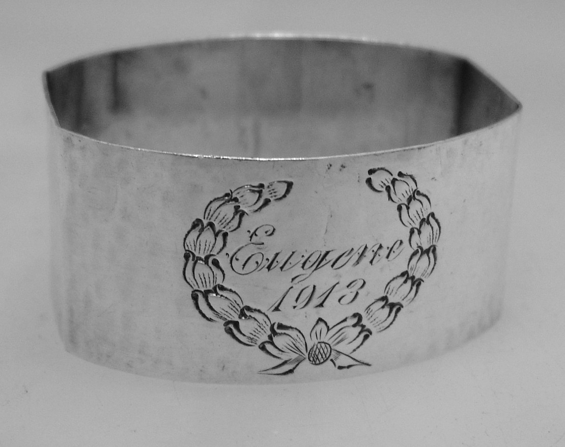 Sterling Silver Hammered Napkin Ring Towle 1913