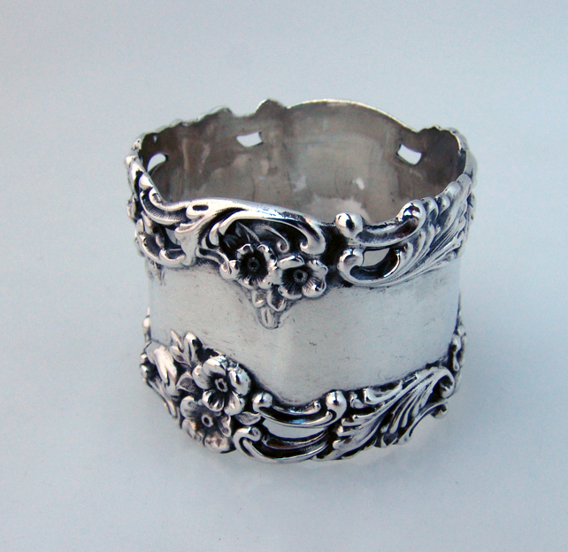 Baroque Floral Open Work Scroll Napkin Ring Simons Sterling Silver 1890