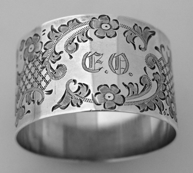 Brite Cut Floral Scroll Napkin Ring Sterling Silver International 1910
