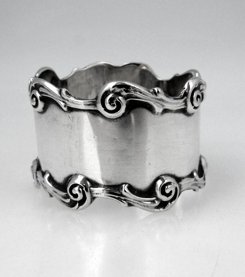 Baroque Scroll Napkin Ring National Silver 1900 Sterling Silver Monogram FAR