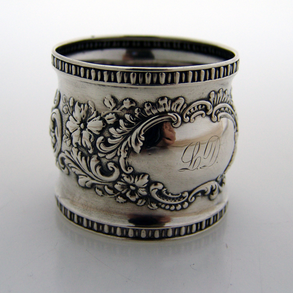 Floral Scroll Repousse Napkin Ring Sterling Silver Alvin 1900 Monogram LD