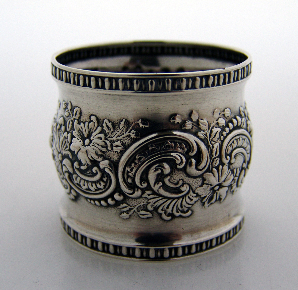 Floral Scroll Repousse Napkin Ring Sterling Silver Alvin 1900 Monogram LD