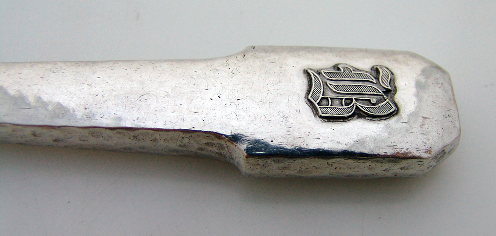 Norman Hammered Dinner Knives 5 Old French Stainless Shreve Sterling Silver
