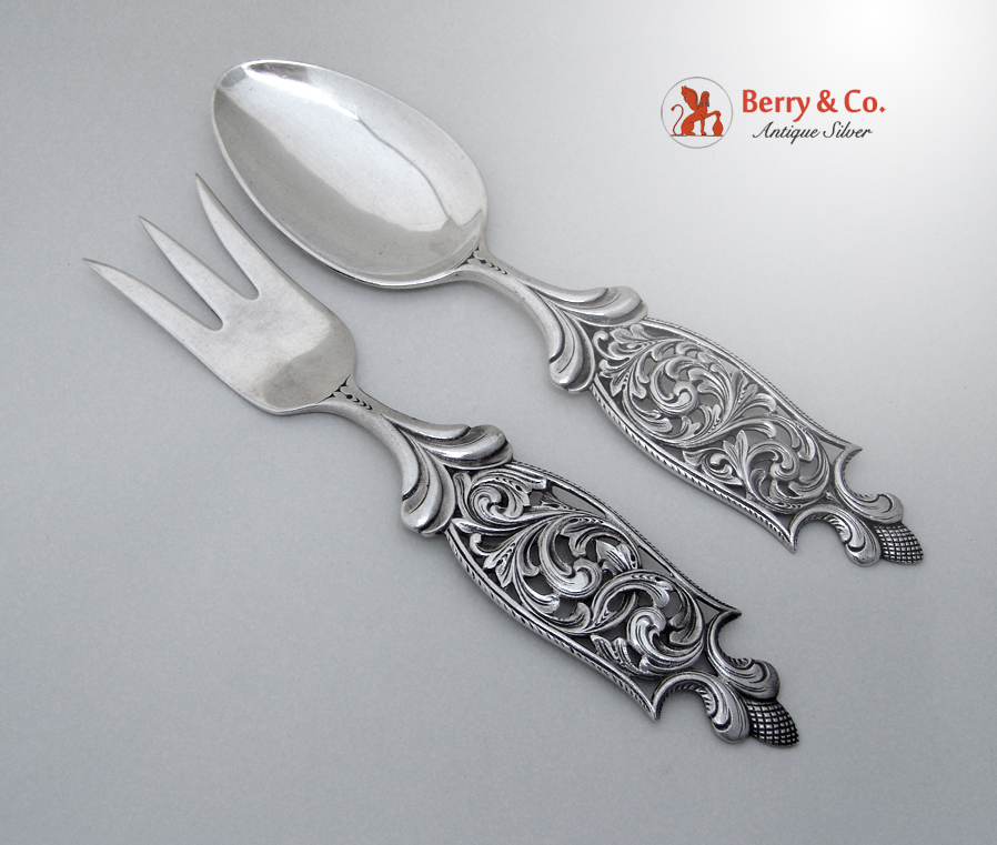 Ornate Open Work Large Salad Serving Set Reed and Barton 1937