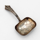 .Floral Engraved Tea Caddy Spoon Thropp Sterling 1817 Birmingham