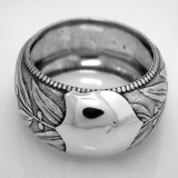 .Laurel Leaf Berry Napkin Ring Beaded Edge Coin Silver 1860