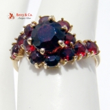 Dazzling 18K Yellow Gold Garnet Studded Cocktail Ring